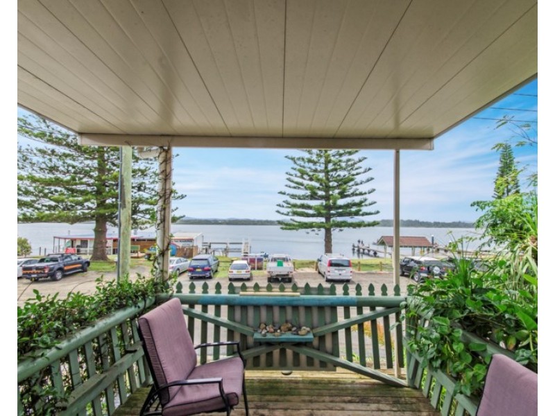 93 Main Street, Manning Point NSW 2430