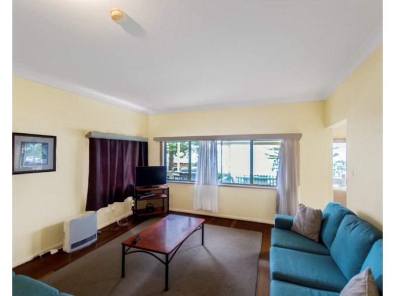 93 Main Street, Manning Point NSW 2430