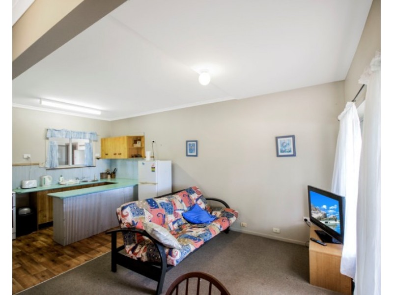 93 Main Street, Manning Point NSW 2430
