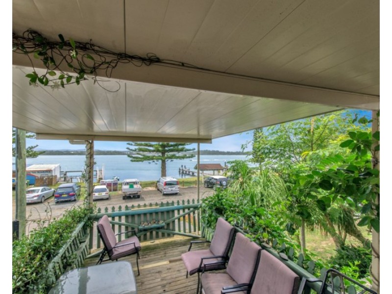 93 Main Street, Manning Point NSW 2430