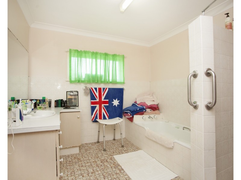 1 Kendall Parade, Cundletown NSW 2430