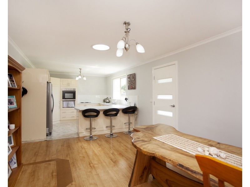 16 Petrie Street, Coopernook NSW 2426