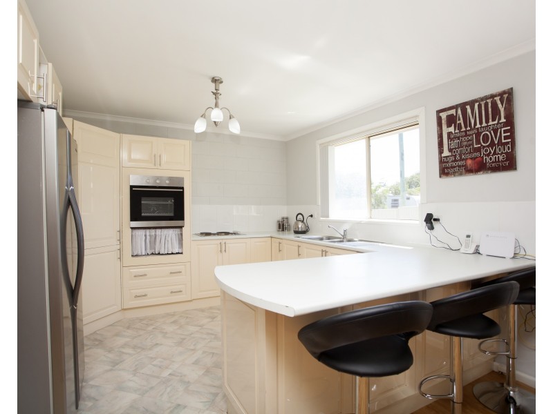 16 Petrie Street, Coopernook NSW 2426