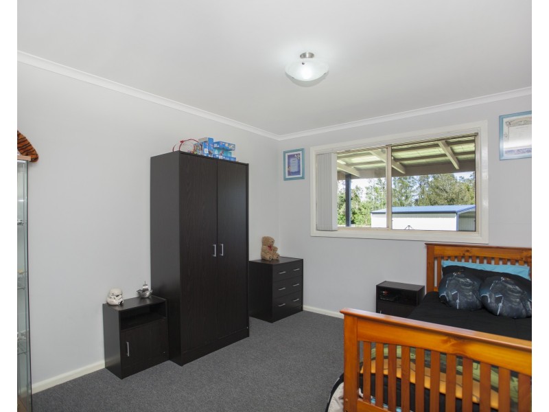 16 Petrie Street, Coopernook NSW 2426