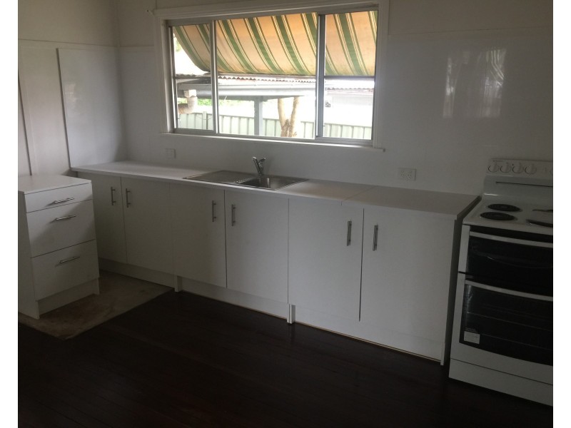 2 Commerce Lane, Taree NSW 2430