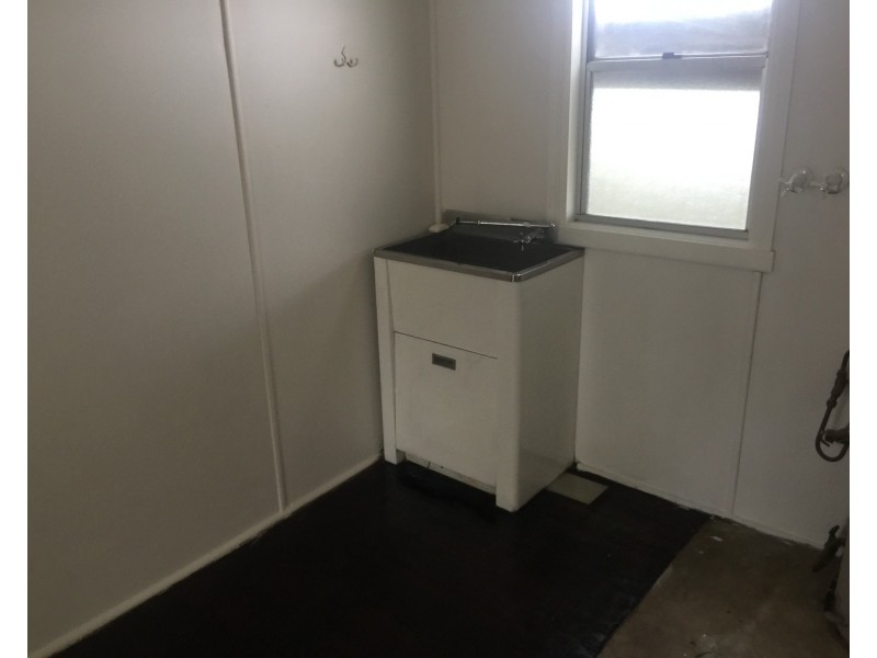 2 Commerce Lane, Taree NSW 2430