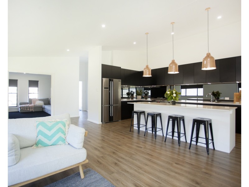 67 Albatross Way, Old Bar NSW 2430