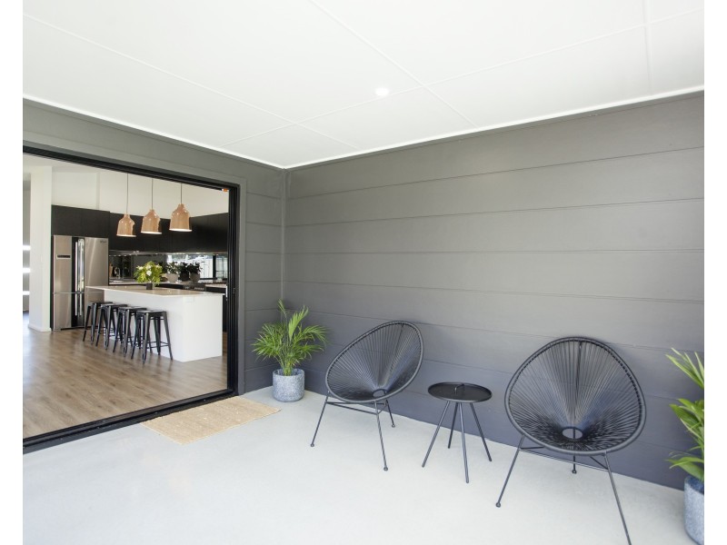 67 Albatross Way, Old Bar NSW 2430