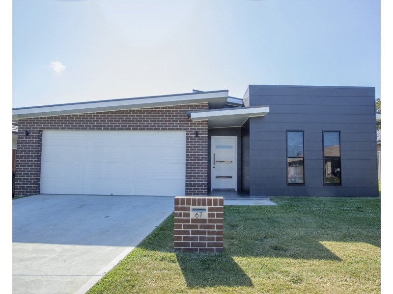 67 Albatross Way, Old Bar NSW 2430