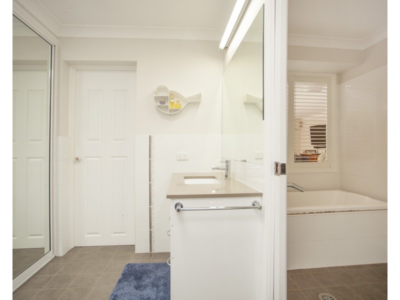 12 Bahanas Close, Wingham NSW 2429