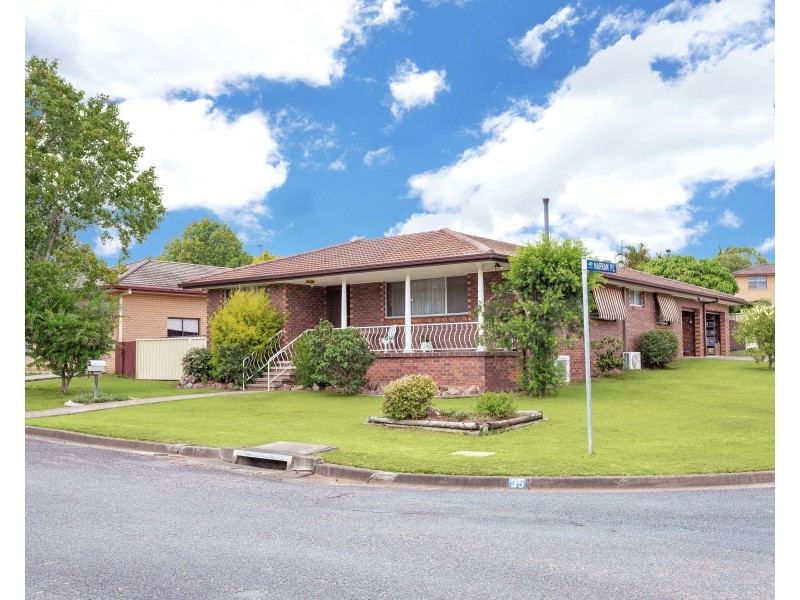 35 Amaroo Drive, Taree NSW 2430