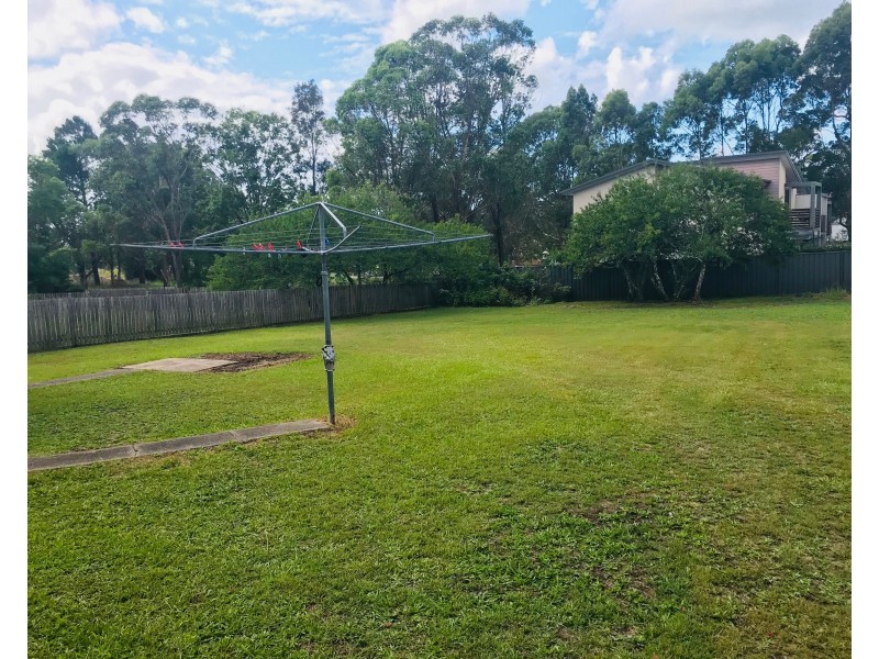 26 Robertson, Taree NSW 2430