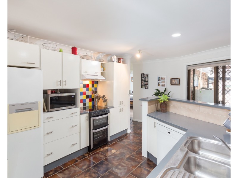 12 Kookaburra Drive, Taree NSW 2430