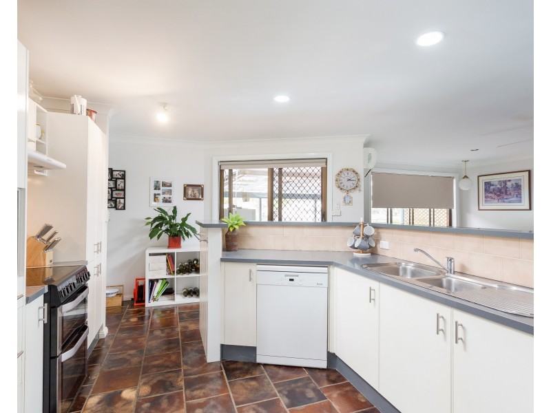 12 Kookaburra Drive, Taree NSW 2430