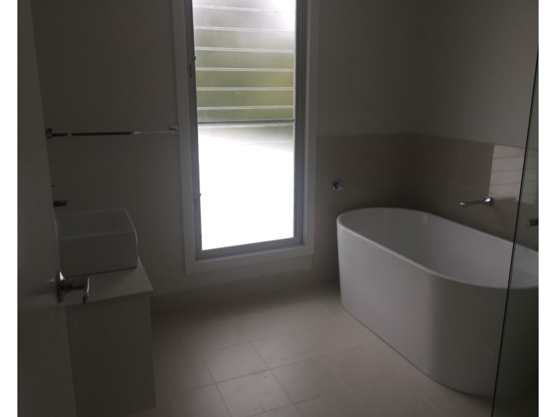 14 Riverlinks Court, Taree NSW 2430