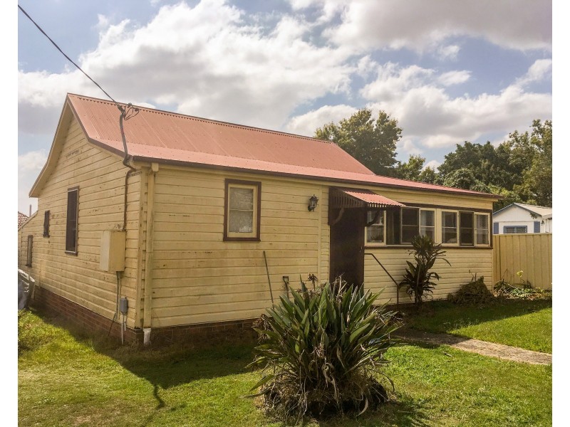 5 Commerce Lane, Taree NSW 2430