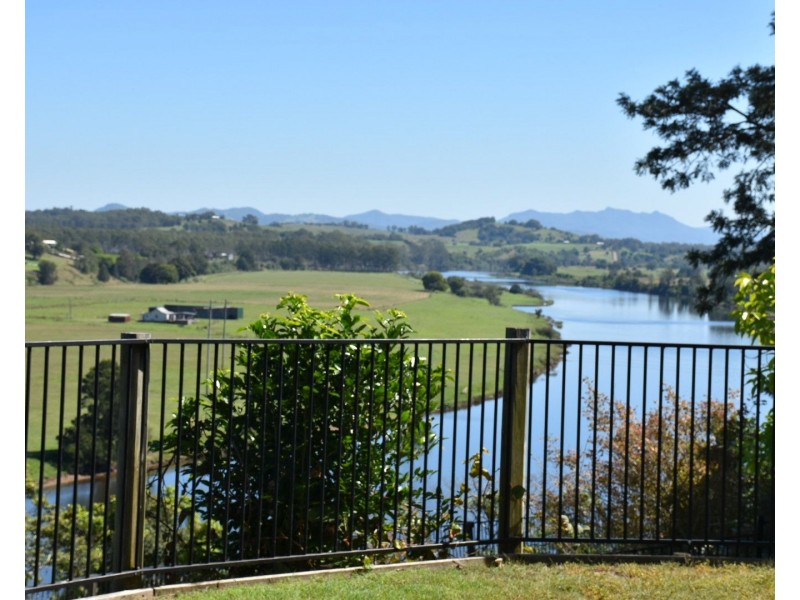6 Ritchie Crescent, Taree NSW 2430