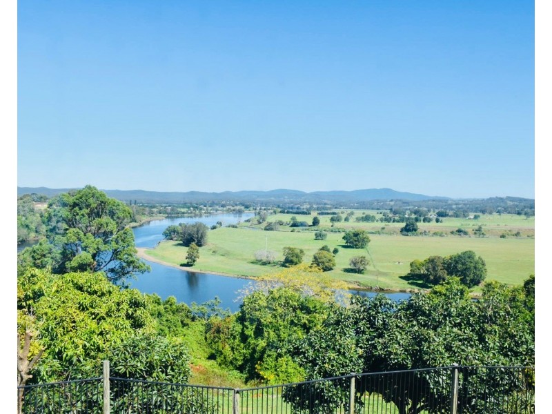 6 Ritchie Crescent, Taree NSW 2430