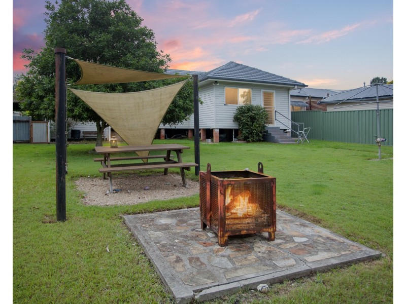 35 Bahtoo Parade, Taree NSW 2430