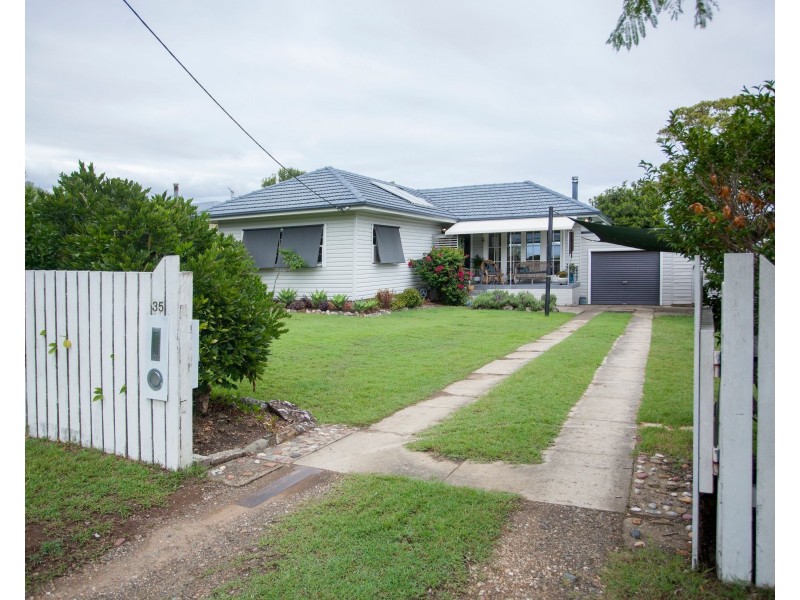 35 Bahtoo Parade, Taree NSW 2430