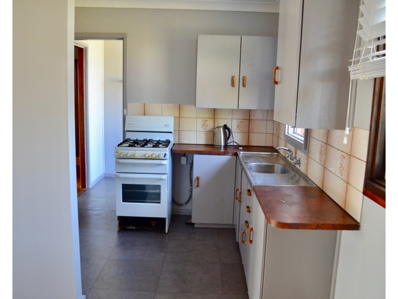 7 Valerie Street, Taree NSW 2430