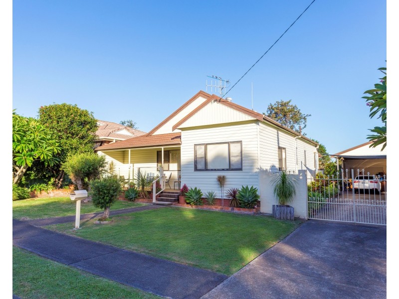 22 Richardson Street, Taree NSW 2430