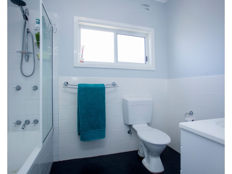 19 Robertson Street, Taree NSW 2430