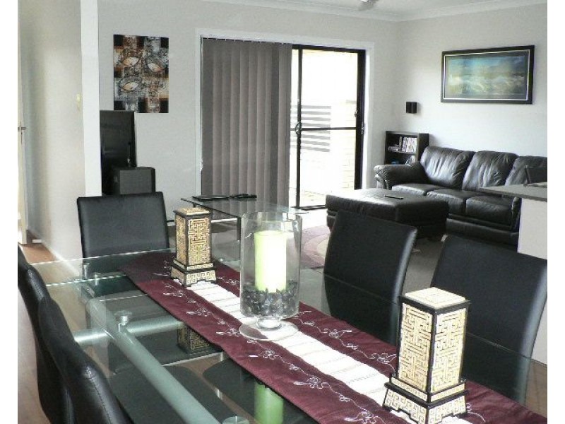 2/10 Melaleuca Place, Taree NSW 2430