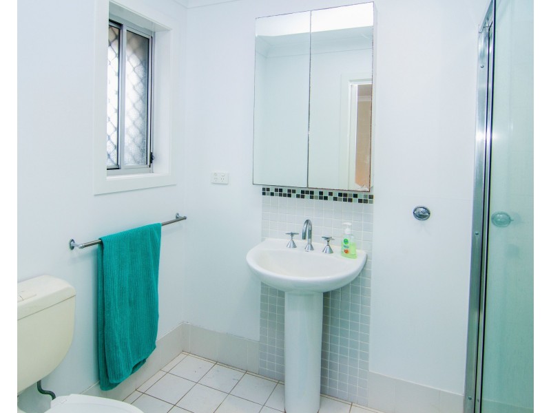 38 Ivy Crescent, Old Bar NSW 2430