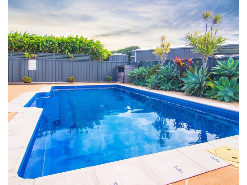 38 Ivy Crescent, Old Bar NSW 2430