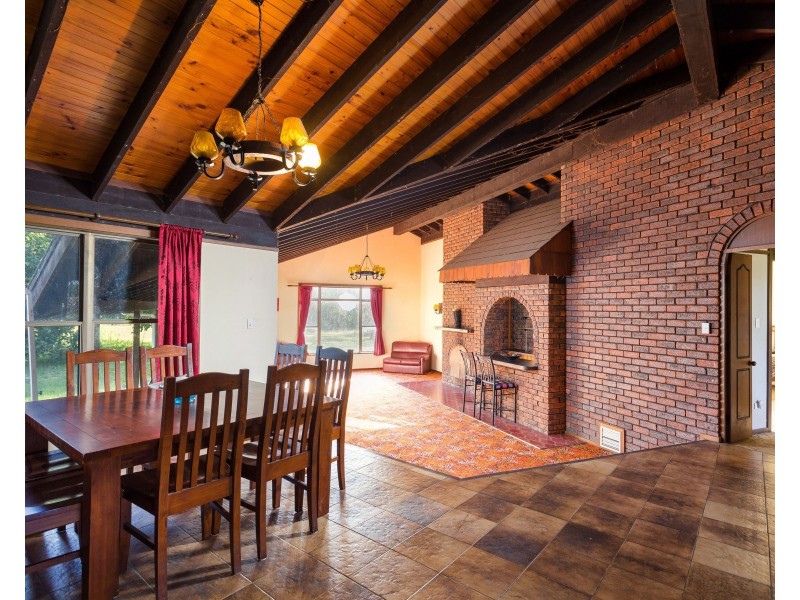 423 Cedar Party Road, Wingham NSW 2429