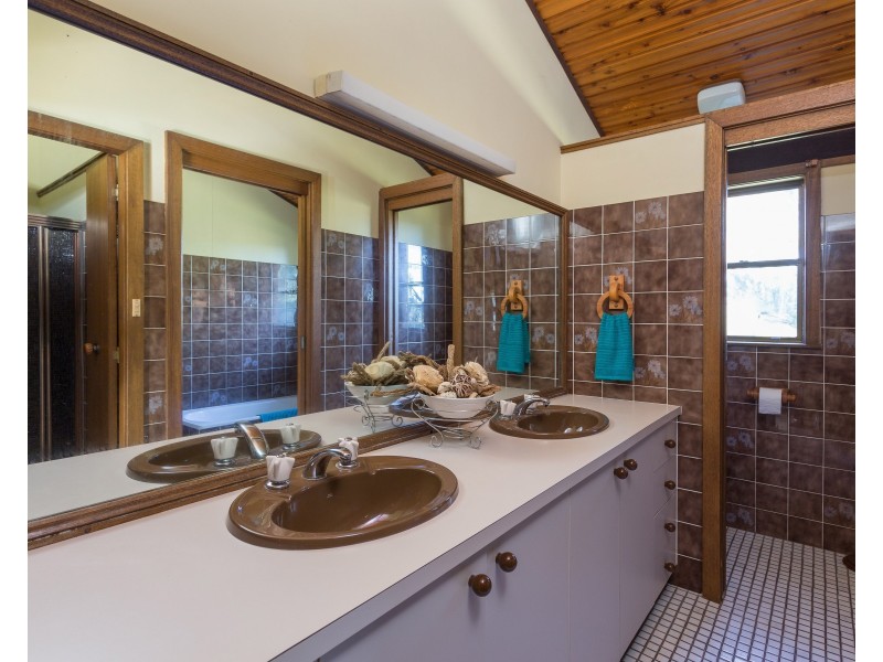 423 Cedar Party Road, Wingham NSW 2429
