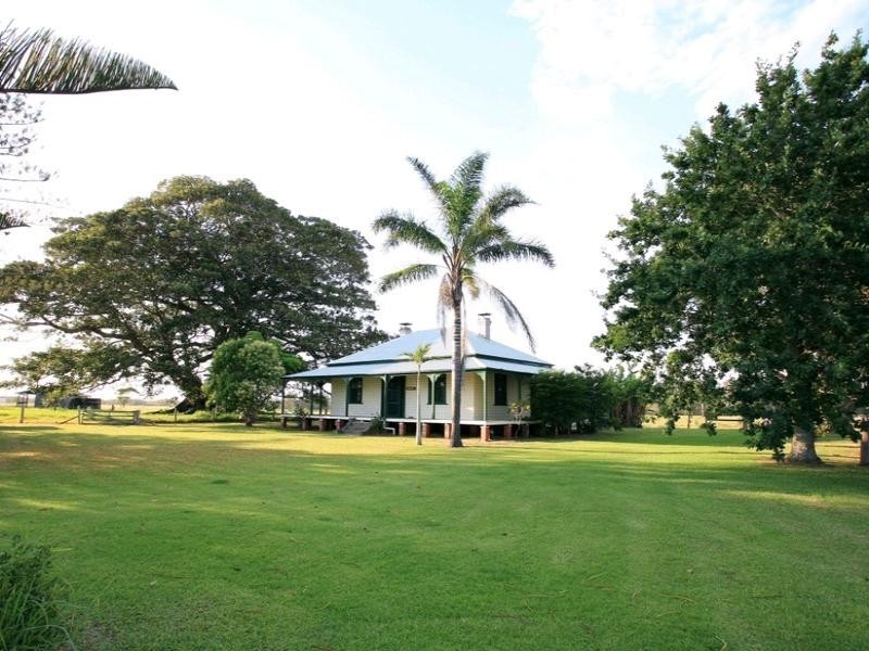 Oxley Island NSW 2430