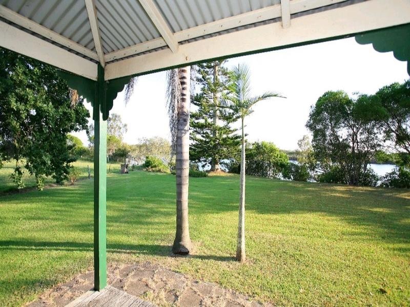 Oxley Island NSW 2430