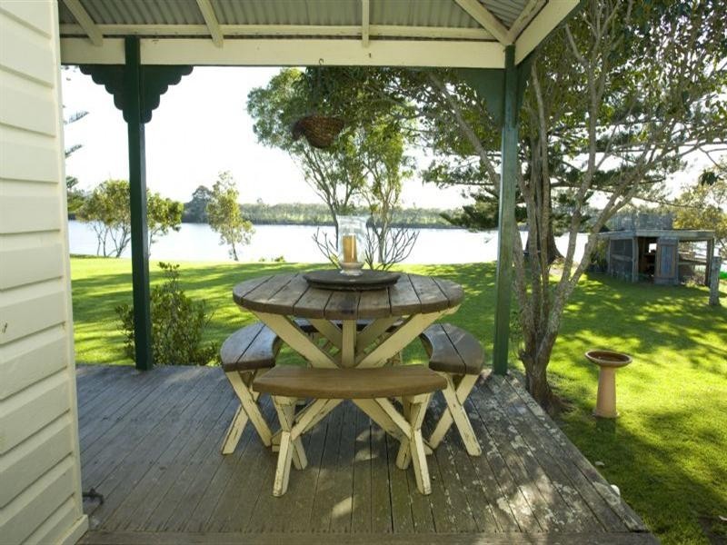 Oxley Island NSW 2430