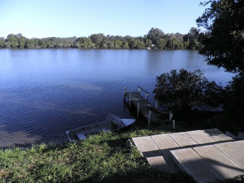 Oxley Island NSW 2430