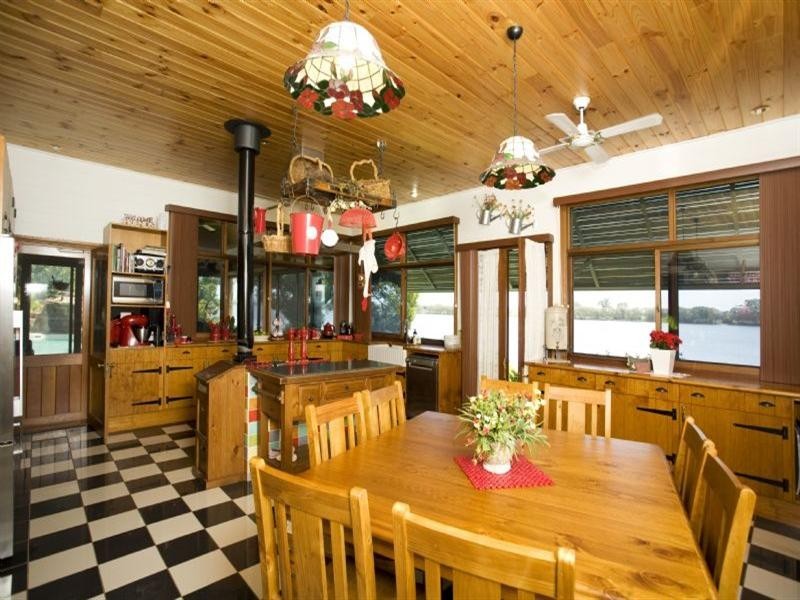 Oxley Island NSW 2430