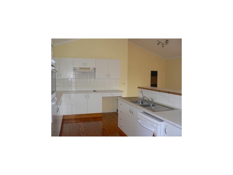 26 Maiden Avenue, Taree NSW 2430