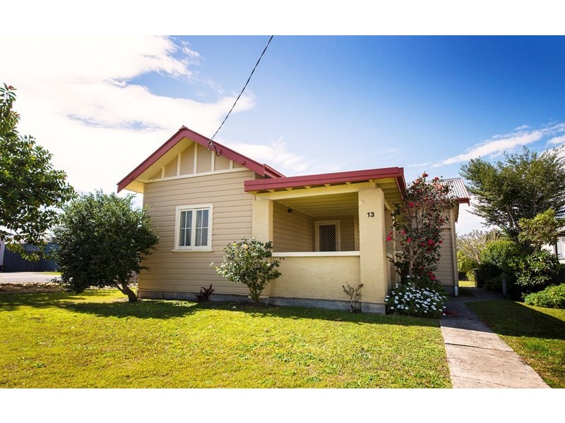 13 Olympia Street, Taree NSW 2430