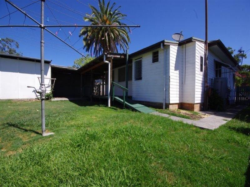 15 Frances Street, Taree NSW 2430