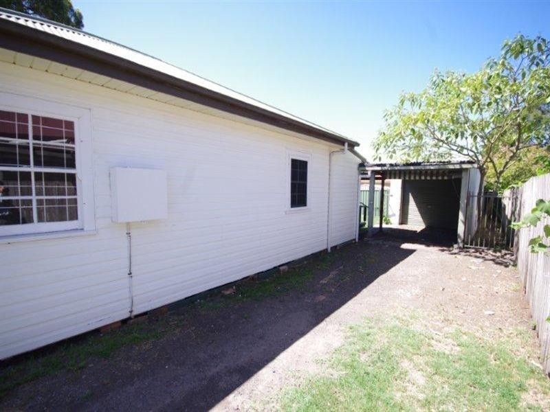 15 Frances Street, Taree NSW 2430