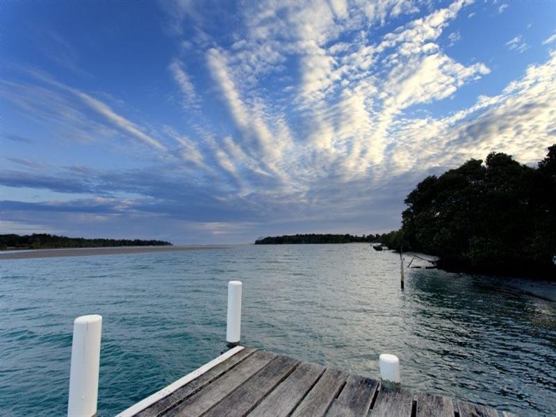 Oxley Island NSW 2430