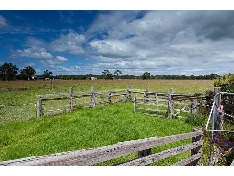 319 Manning Point Road, Oxley Island NSW 2430