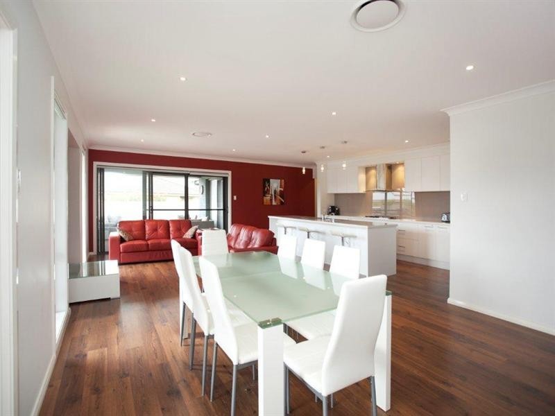 9 John Armstrong Close, Taree NSW 2430