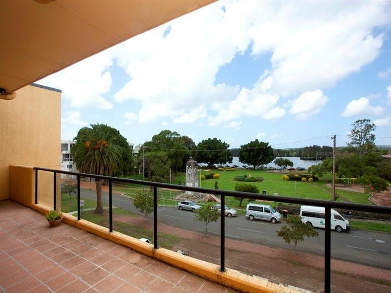 1/225-227 Victoria Street, Taree NSW 2430