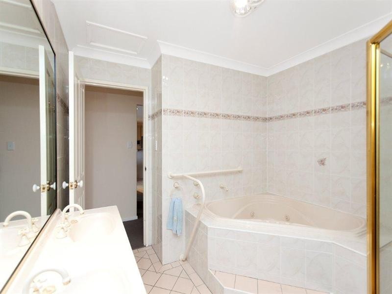1/225-227 Victoria Street, Taree NSW 2430