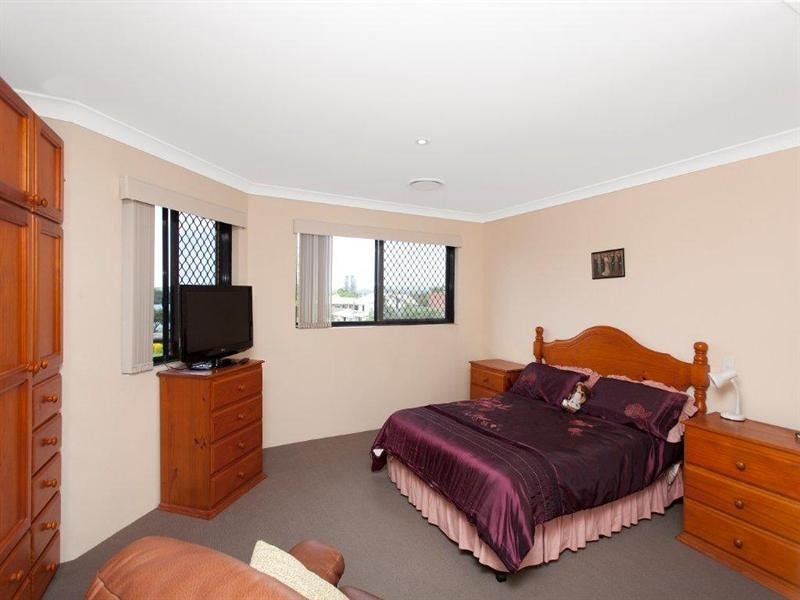 1/225-227 Victoria Street, Taree NSW 2430