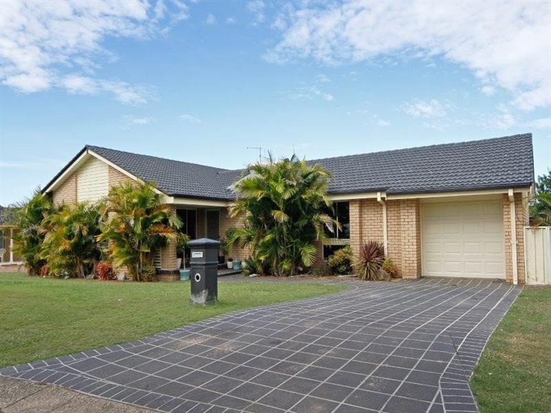 9 Wootton Crescent, Taree NSW 2430