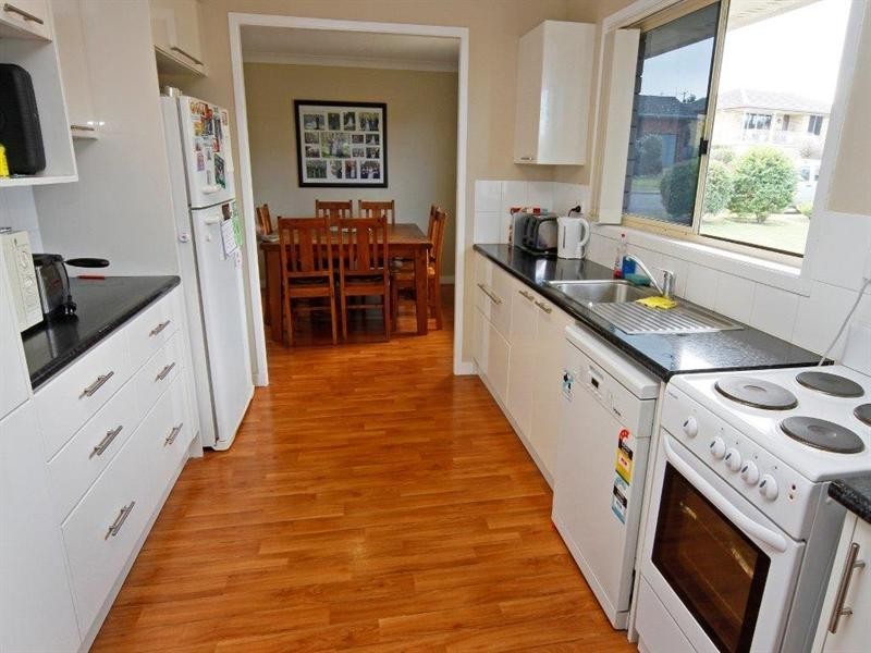 9 Wootton Crescent, Taree NSW 2430