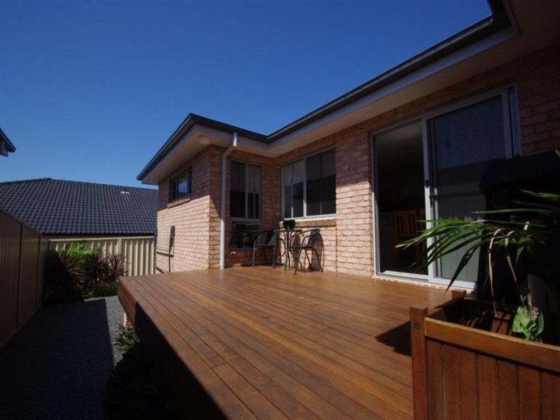 12 Mistral Place, Old Bar NSW 2430